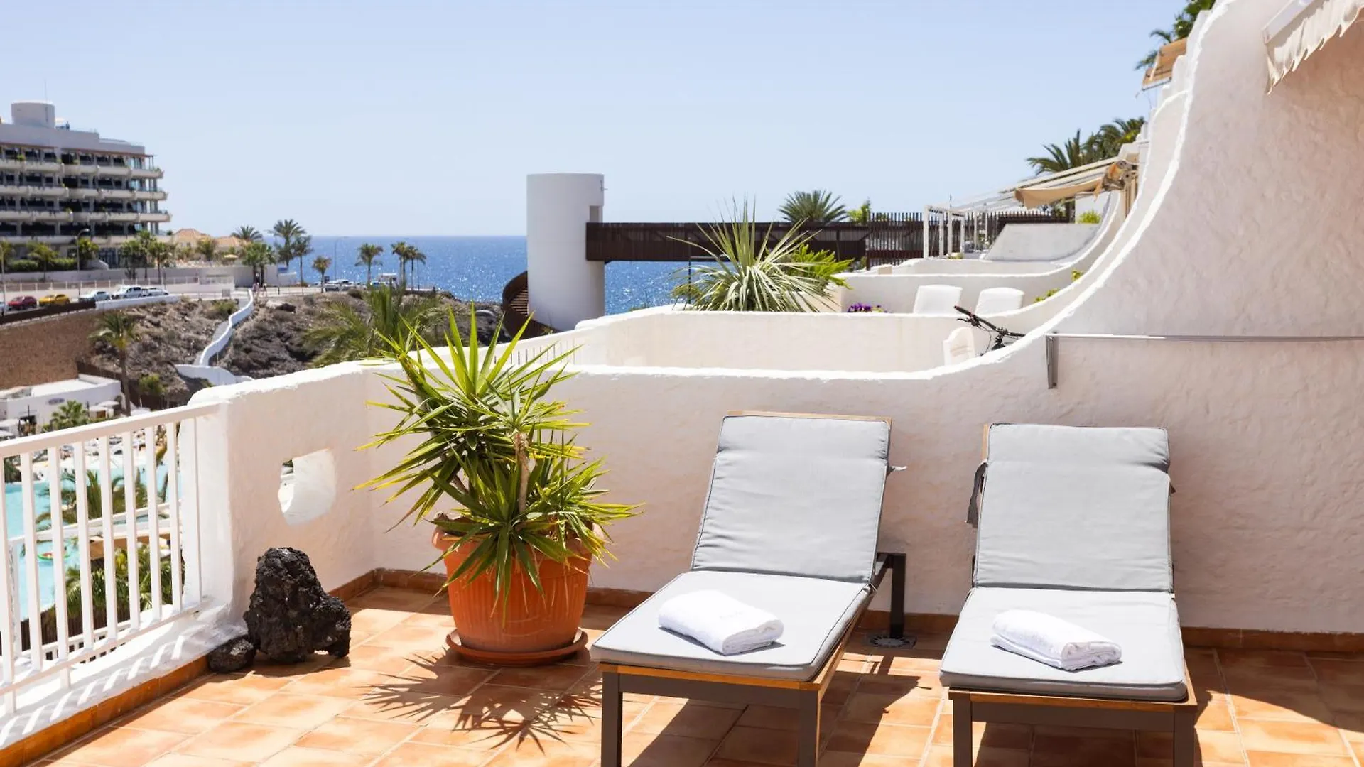 Sunnyland Paraiso Beach Playa Paraiso  Apartment